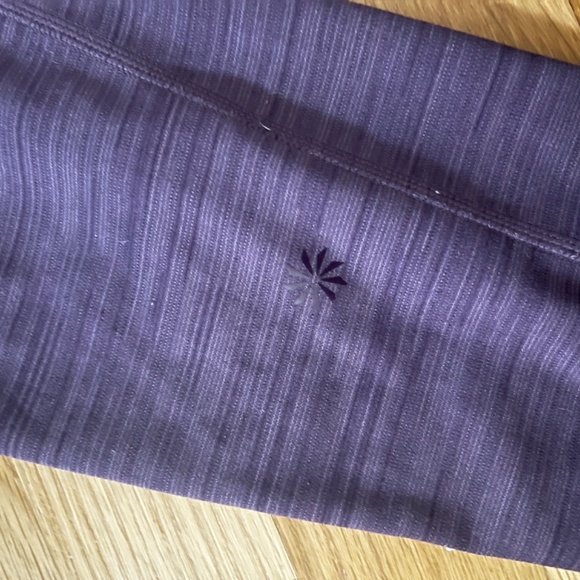 Girls Athleta Leggings - Picture 2 of 3